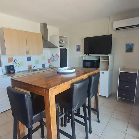 T2 Vue Clim Dans 3 Piscine Chauffee Saison & A Pied Apartment